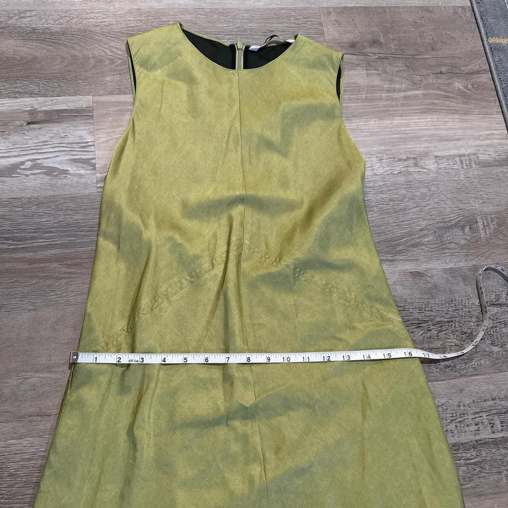 dresses - Picture 3 of 8